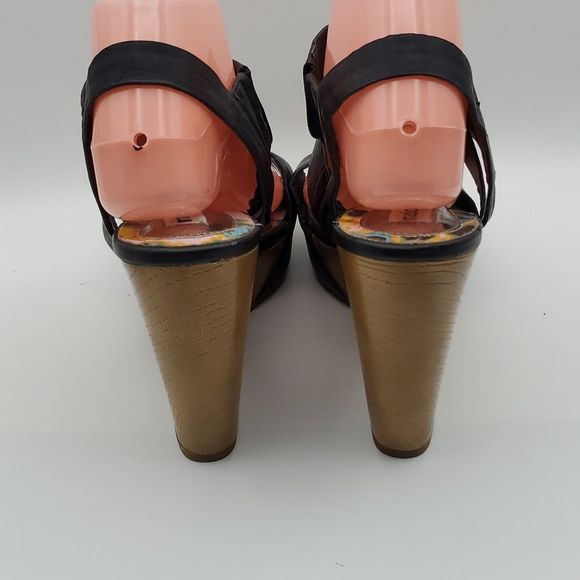 MADDEN GIRL ROMA WEDGE SANDAL. SIZE 10M. S858 - Picture 4 of 7